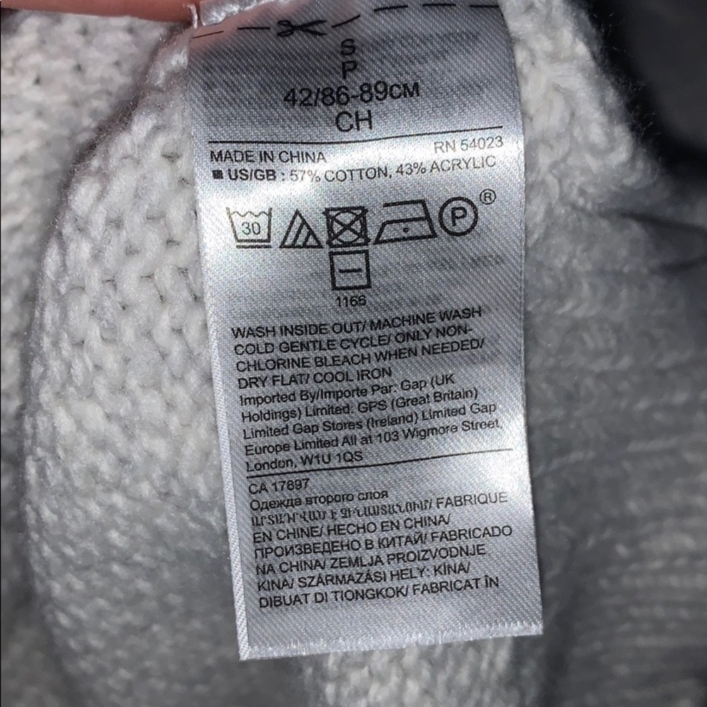 Sweater - Picture 2 of 2